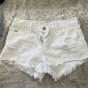 Almost brand new, worn twice and in perfect shape!!